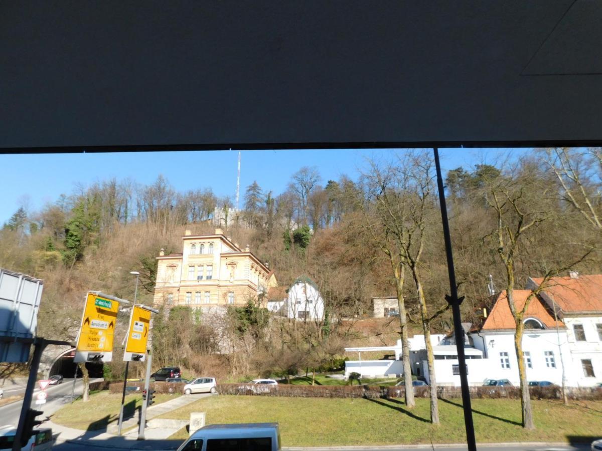 Ideal Ljubljana Homebase Bagian luar foto
